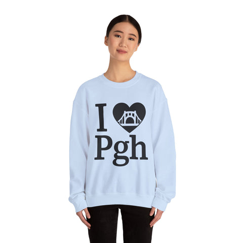 I Love PGH - Heavy Blend™ Crewneck Sweatshirt