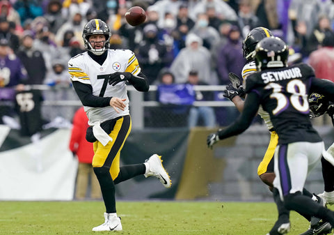 Quarterback of Steel: Ben Roethlisberger’s Remarkable 18-Year Career in Pittsburgh Book Pediment Publishing   