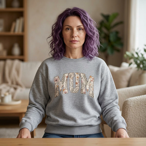 Pittsburgh “Mum” Sweatshirt – Yinzer Mother’s Day Crewneck Mom Floral Varsity