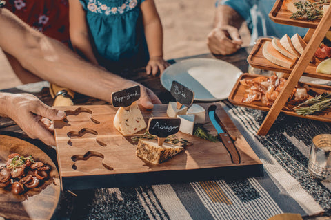 Pittsburgh Panthers - Delio Acacia Cheese Cutting Board & Tools Set  Picnic Time Family of Brands   