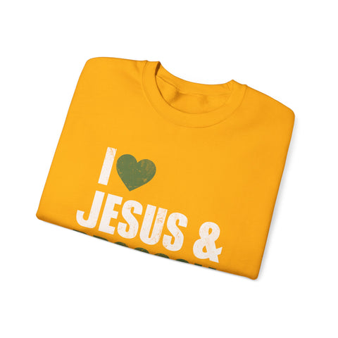 I Love Jesus and Broccoli - Heavy Blend™ Crewneck Sweatshirt