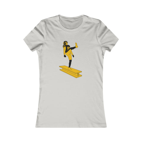 The Kick - Women's Favorite Tee