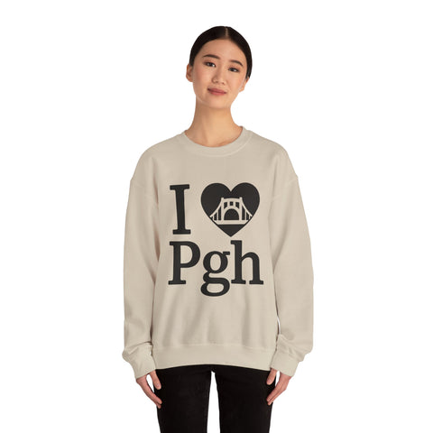 I Love PGH - Heavy Blend™ Crewneck Sweatshirt