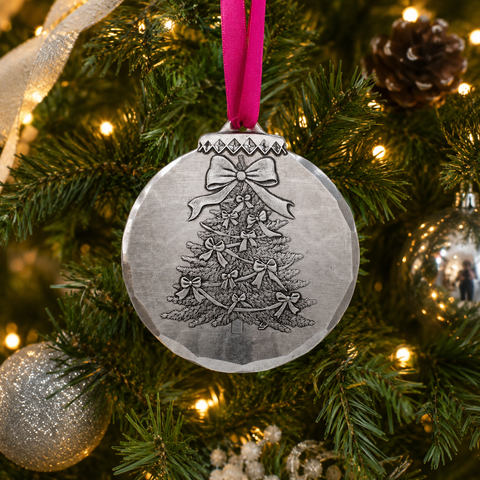 Wendell August Forge Christmas Tree Ornament – Joyful Holiday Ornament With Colorful Bows