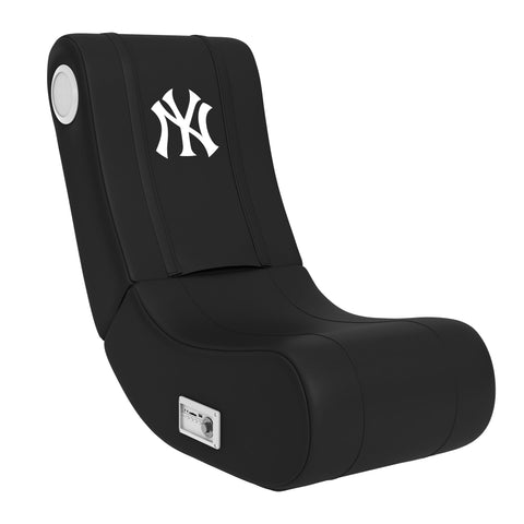 Game Rocker 100 with New York Yankees Logo