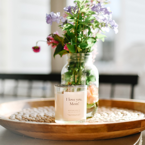 'I Love You, Mom' Candle + Ornament Set