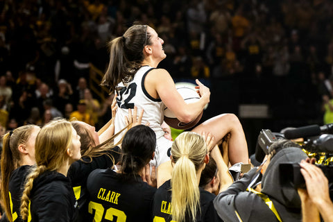 Caitlin Clark Book – Basketball Biography & Iowa Hawkeyes Career Highlights Hardcover