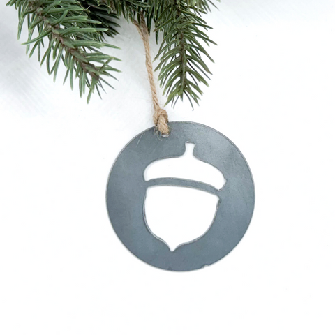 Acorn Ornament (Circle)