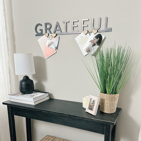 'Grateful' Magnetic Bar Wall Decor