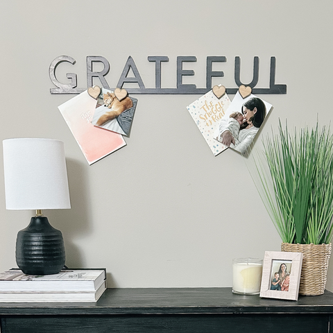 'Grateful' Magnetic Bar Wall Decor