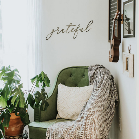 Grateful Script Wall Decor