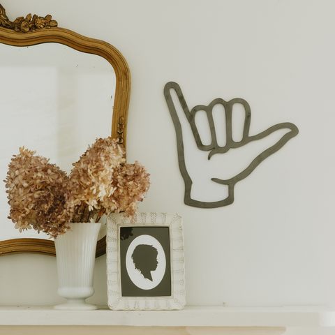 Hang Loose Cutout Wall Decor