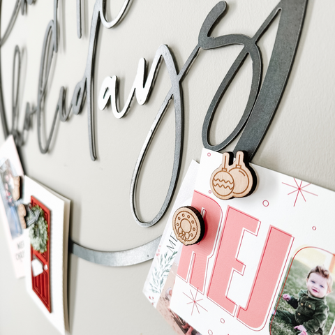 Happy Holidays Magnetic Circle Sign