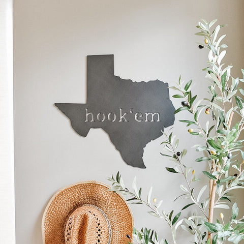 Texas Hook 'Em Wall Decor
