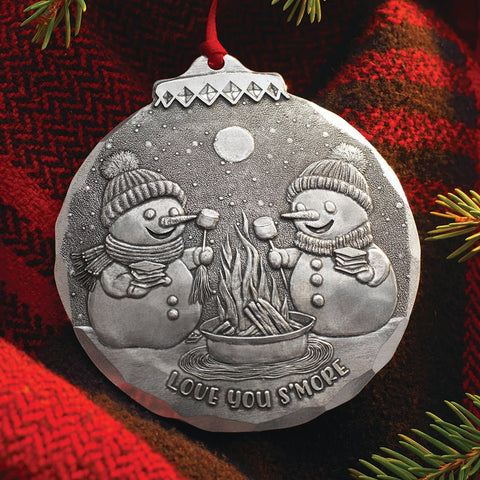 Love You S'More Ornament – Whimsical Christmas Decoration With Cozy Fire Scene - YinzerShop