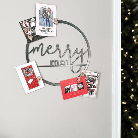 Magnetic Christmas Card Wreath - Merry Mail Script Font Holiday Card Holder Wall Decor - YinzerShop