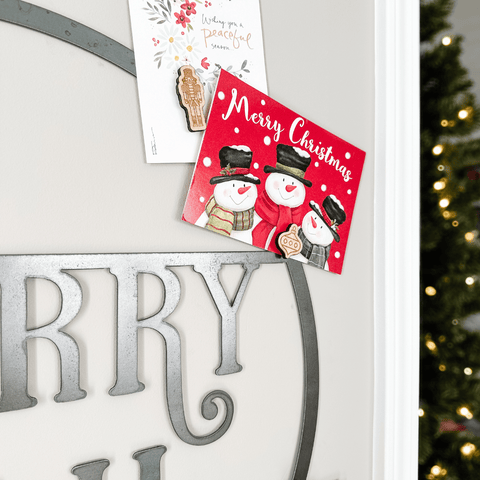 Magnetic Christmas Wreath - Steel Card Holder | Festive Holiday Decor With Santa Font Wall Decor - YinzerShop