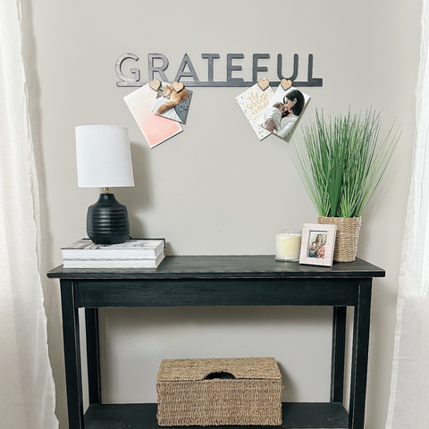 'Grateful' Magnetic Bar Wall Decor
