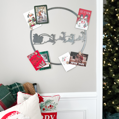 Santa's Sleigh Magnetic Circle Sign
