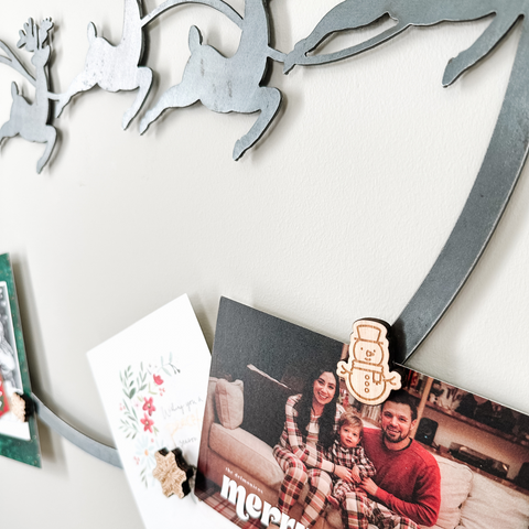 Santa's Sleigh Magnetic Circle Sign