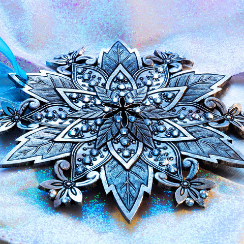 Wendell August Forge Poinsettia Christmas Ornament – Artisan Crafted Austrian Crystal Holiday Decor - YinzerShop