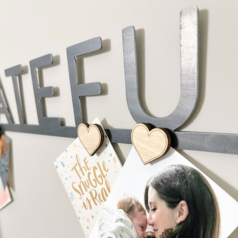 'Grateful' Magnetic Bar Wall Decor